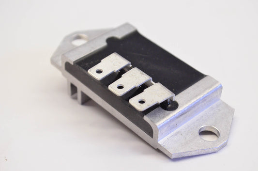 Stens 435-081, 41 403 10-S, 25 755 03 Voltage Regulator NOS