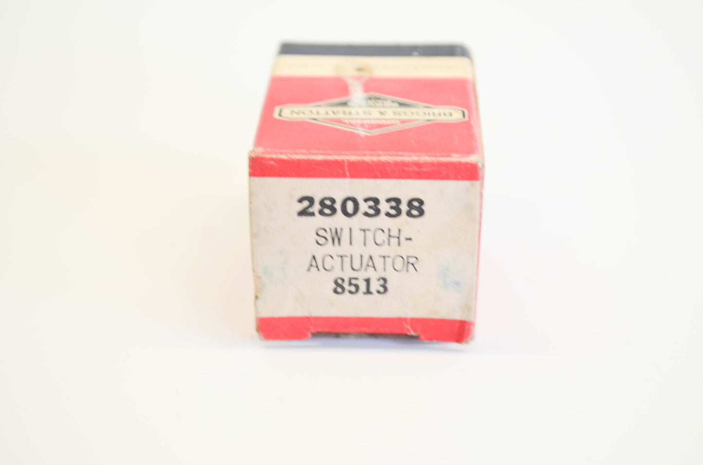 New OEM Briggs & Stratton 280338, 8513 Actuator Switch NOS