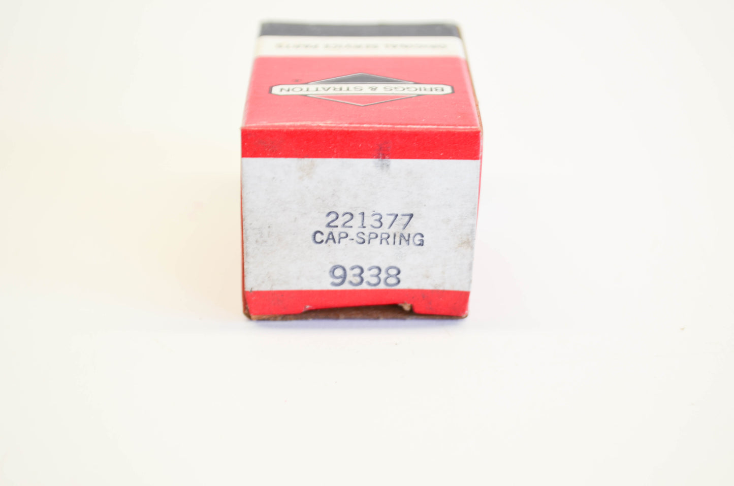 New OEM Briggs & Stratton 221377, 9338 Spring Cap NOS
