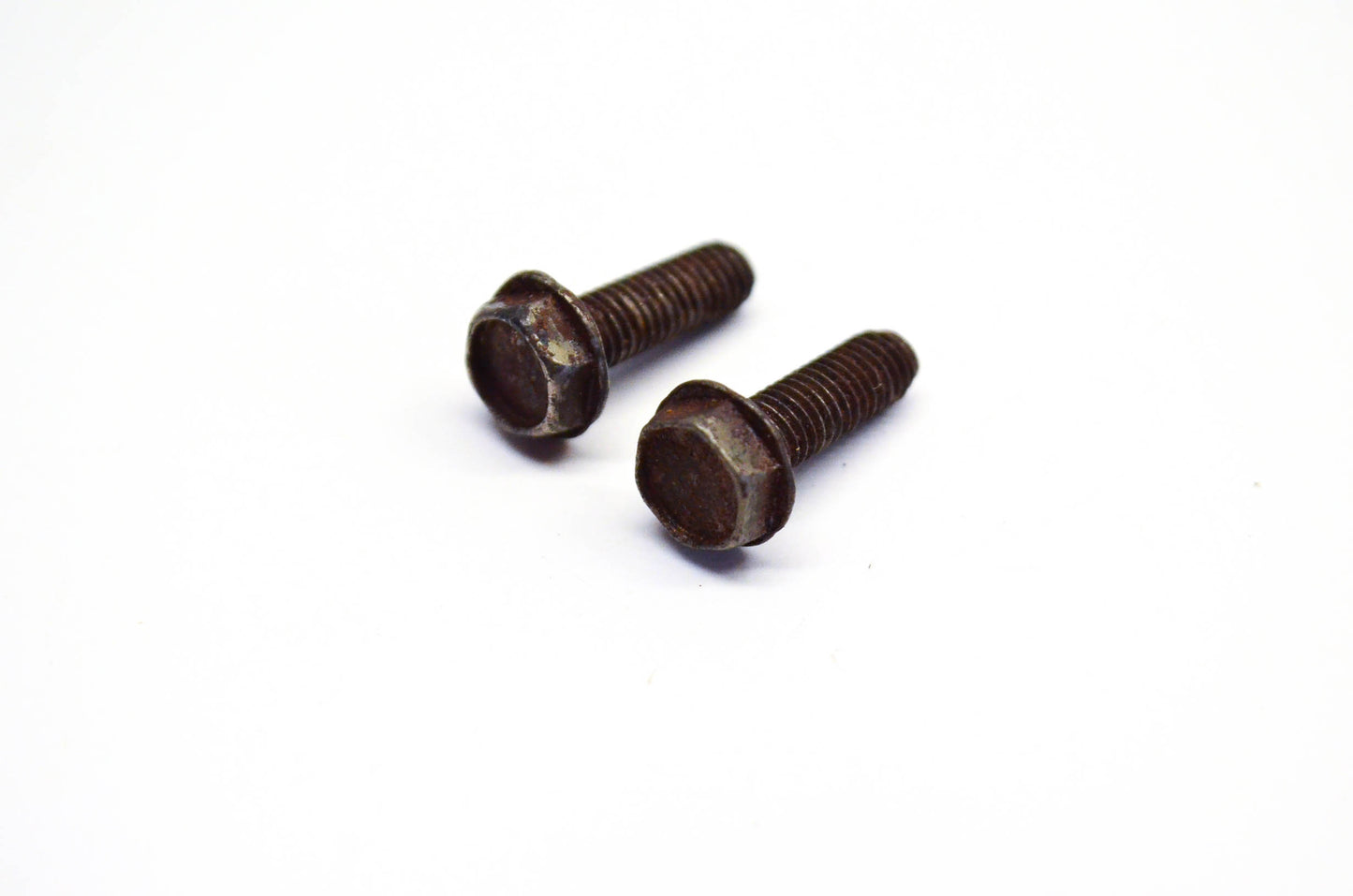 Kohler 231691 Screw Qty 2 NOS