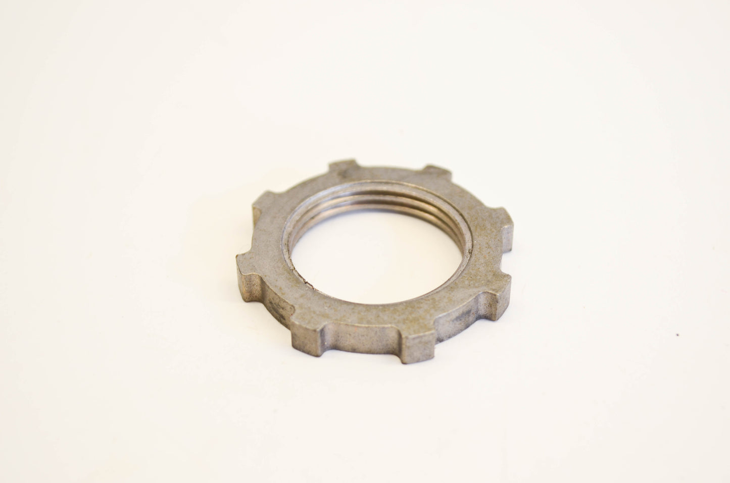 New OEM Briggs & Stratton 261409, 8822, 690453 Lock Nut NOS