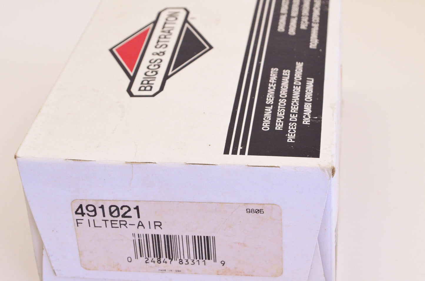 New OEM Briggs & Stratton 491021 Air Filter NOS