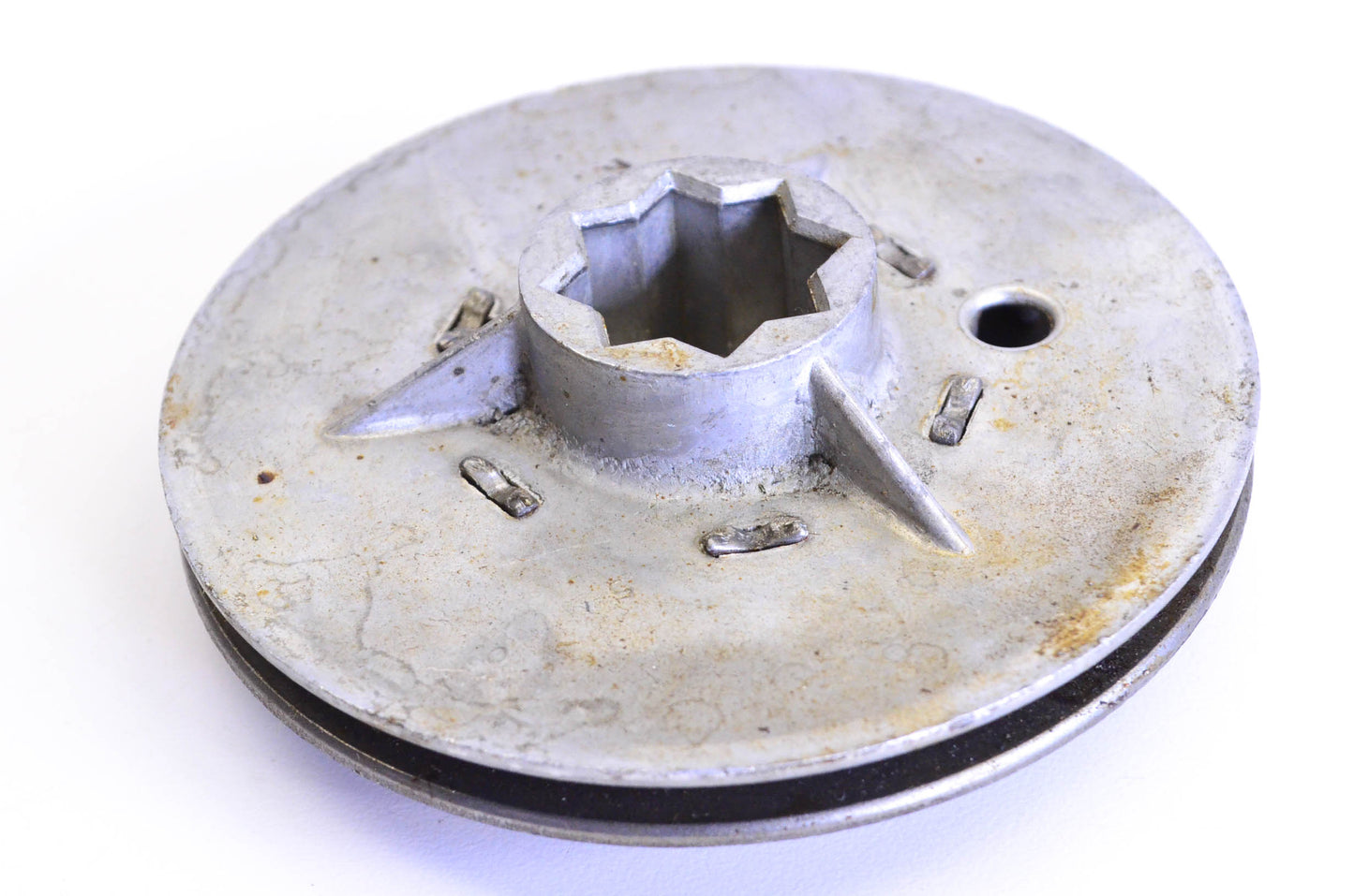 New OEM Briggs & Stratton 294088 S Recoil Starter Pulley NOS