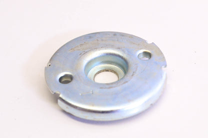 New OEM Briggs & Stratton 224321 Retainer NOS