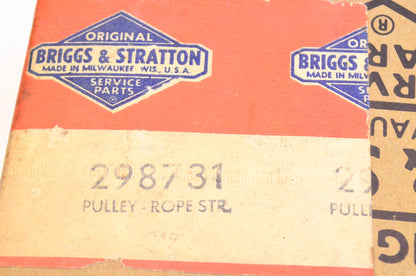 New OEM Briggs & Stratton 298731 Starter Pulley NOS