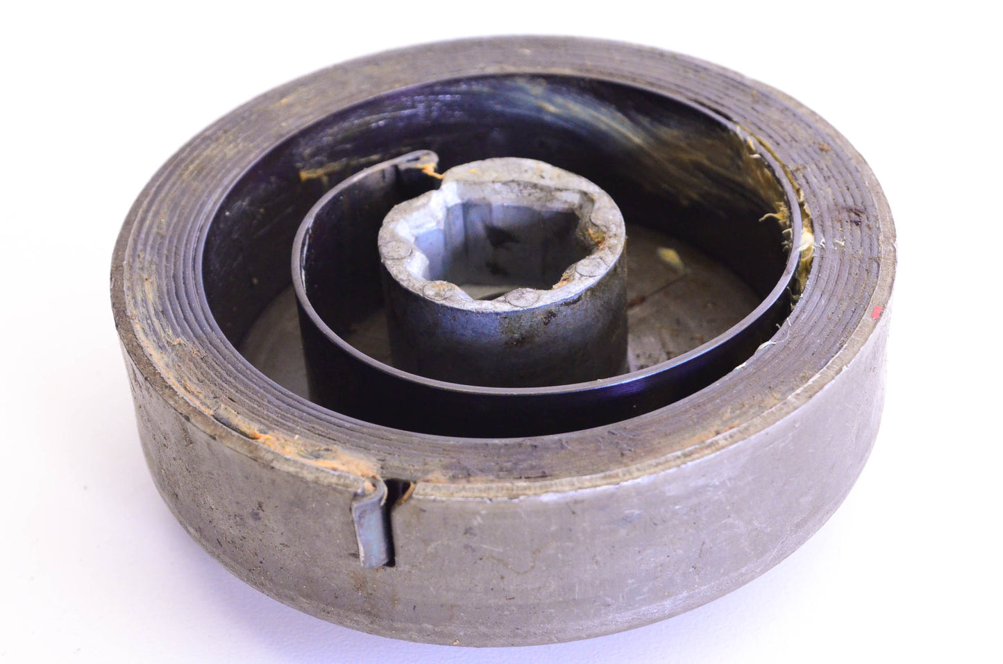 New OEM Briggs & Stratton 296455 Starter Spring Assembly NOS