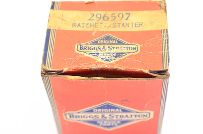 New OEM Briggs & Stratton 296597 Starter Ratchet NOS
