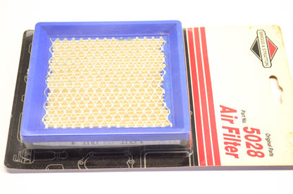New OEM Briggs & Stratton 5028 Air Filter Cartridge NOS