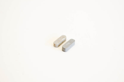New OEM Briggs & Stratton 222698, 9351 Flywheel Key Qty 2 NOS