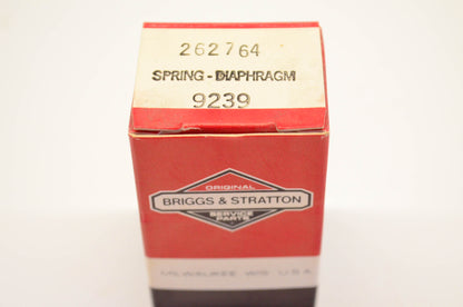 New OEM Briggs & Stratton 262764 Diaphragm Spring NOS