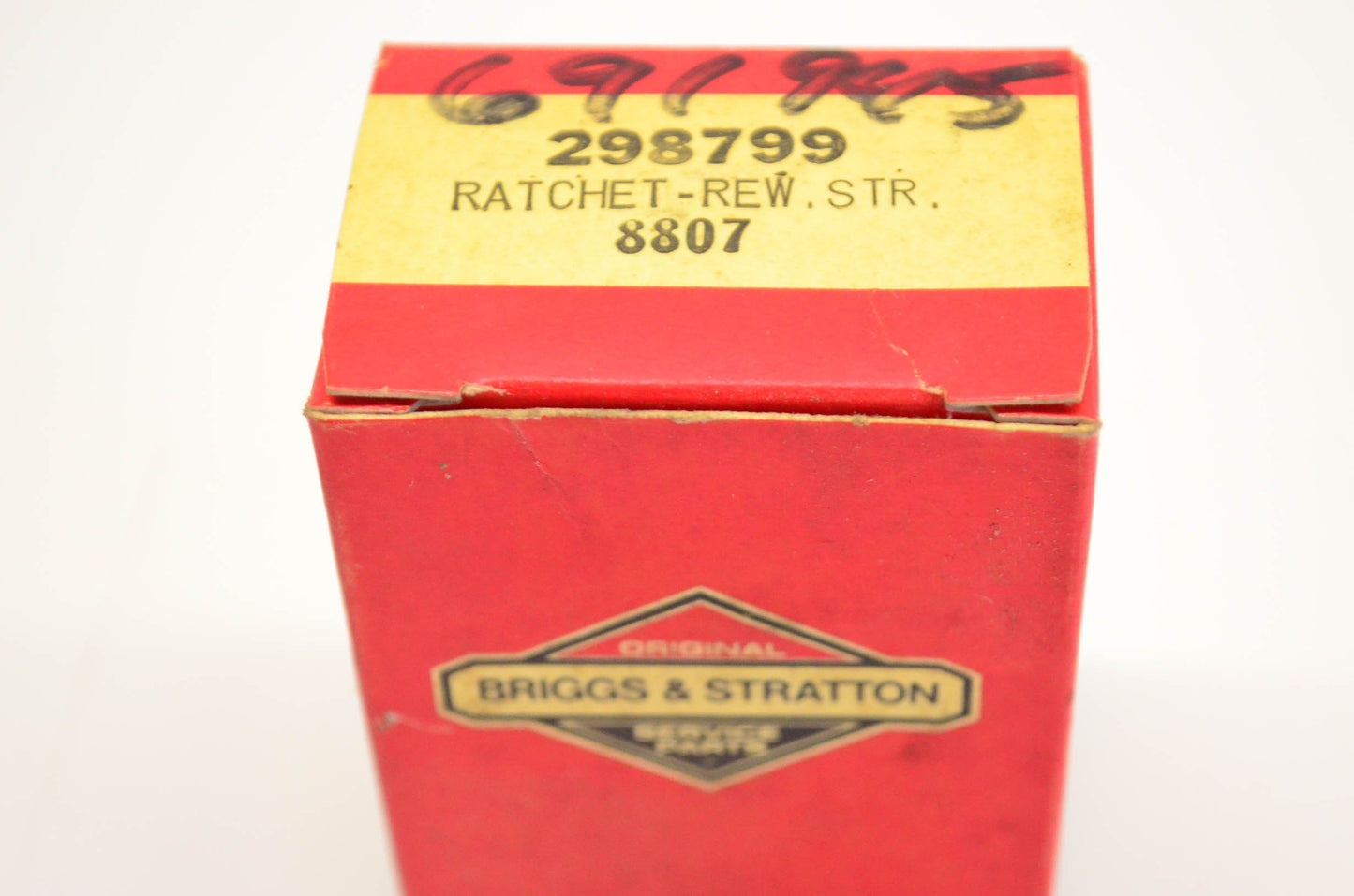 New OEM Briggs & Stratton 298799, 691945 Rewind Starter Ratchet NOS