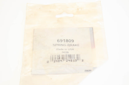 New OEM Briggs & Stratton 691809, 261647 Brake Spring NOS