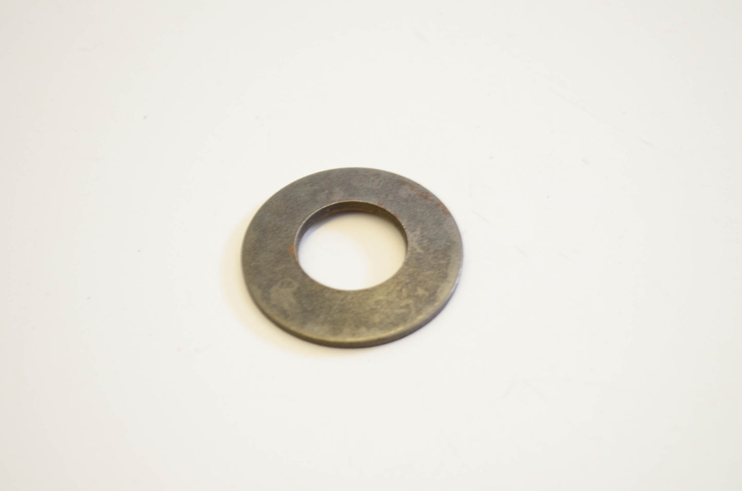 New OEM Briggs & Stratton 220865, 225136 Flywheel Washer NOS