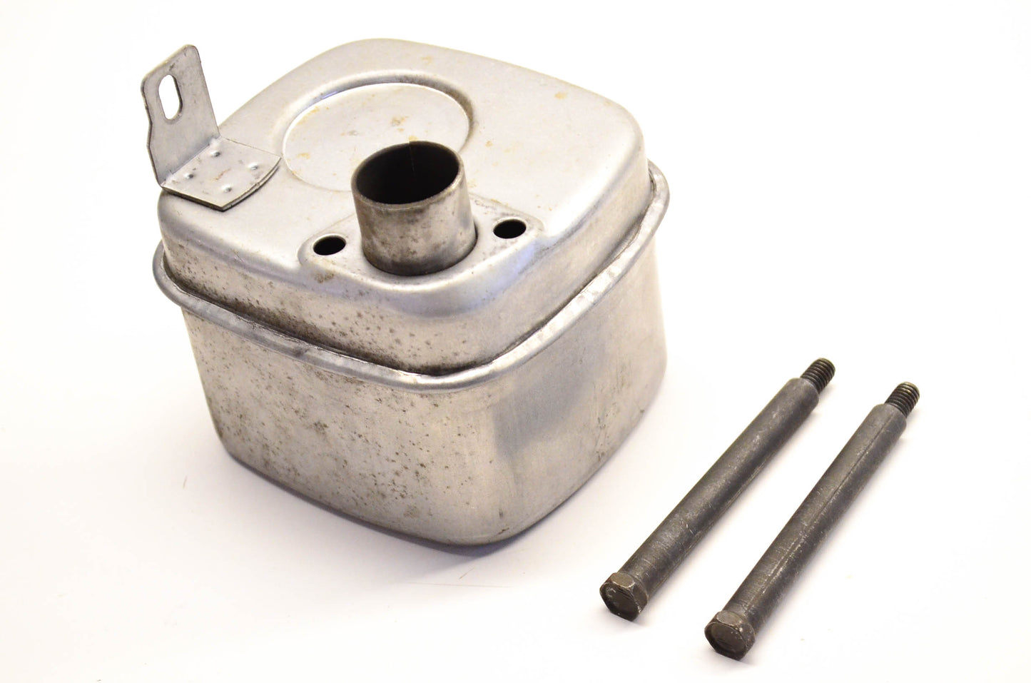 OEM Briggs & Stratton 691874 Muffler Assembly
