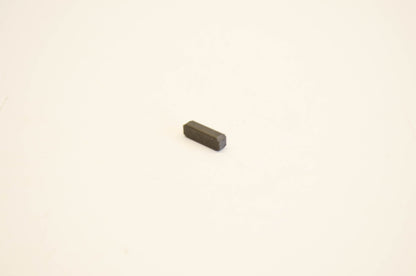 New OEM Briggs & Stratton 796335 Flywheel Key NOS