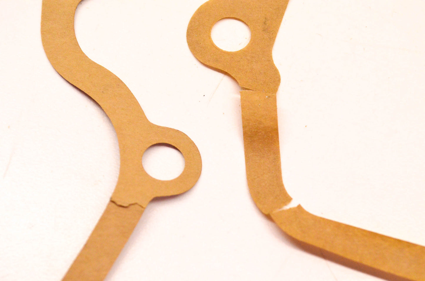New OEM Briggs & Stratton 495868 Engine Gasket Kit NOS