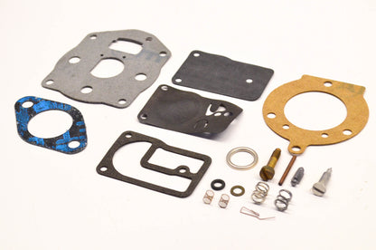 New OEM Briggs & Stratton 393301 Carburetor Kit NOS