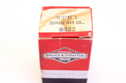 New OEM Briggs & Stratton 93913 Air Cleaner Screw NOS