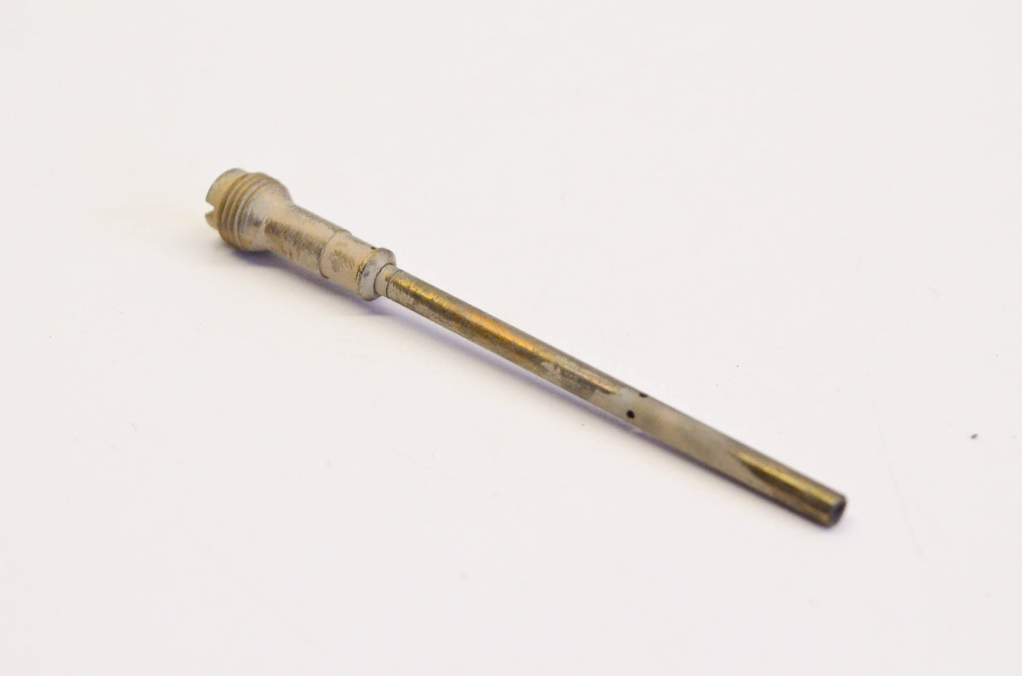 New OEM Briggs & Stratton 398202 Carburetor Nozzle NOS