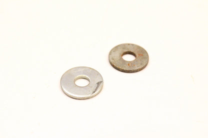 New OEM Briggs & Stratton 66432 Plain Washers Qty 2 NOS