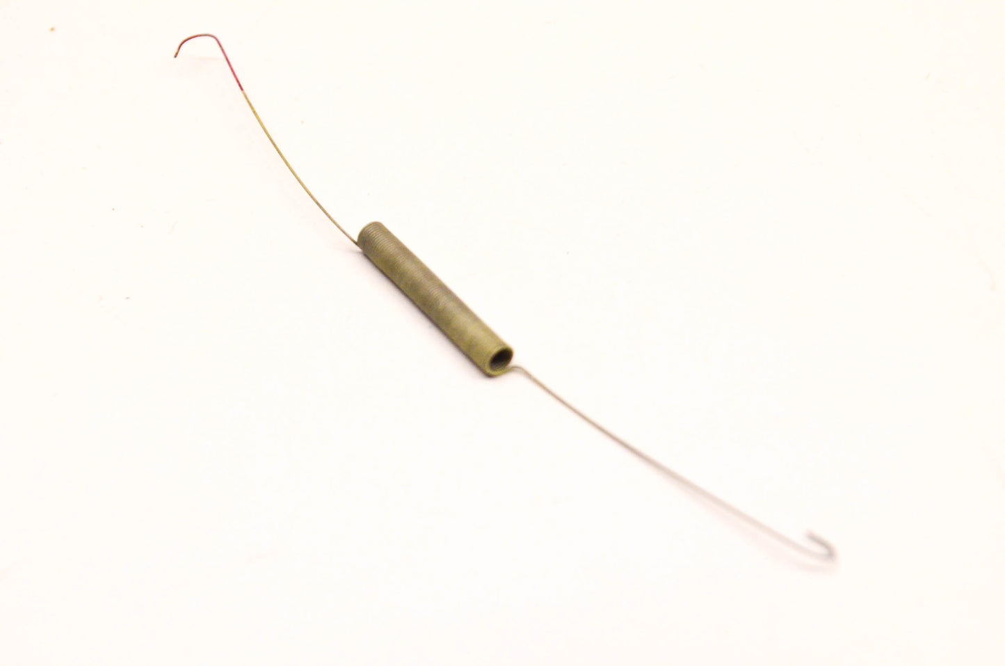 New OEM Briggs & Stratton 260585 Link Spring NOS