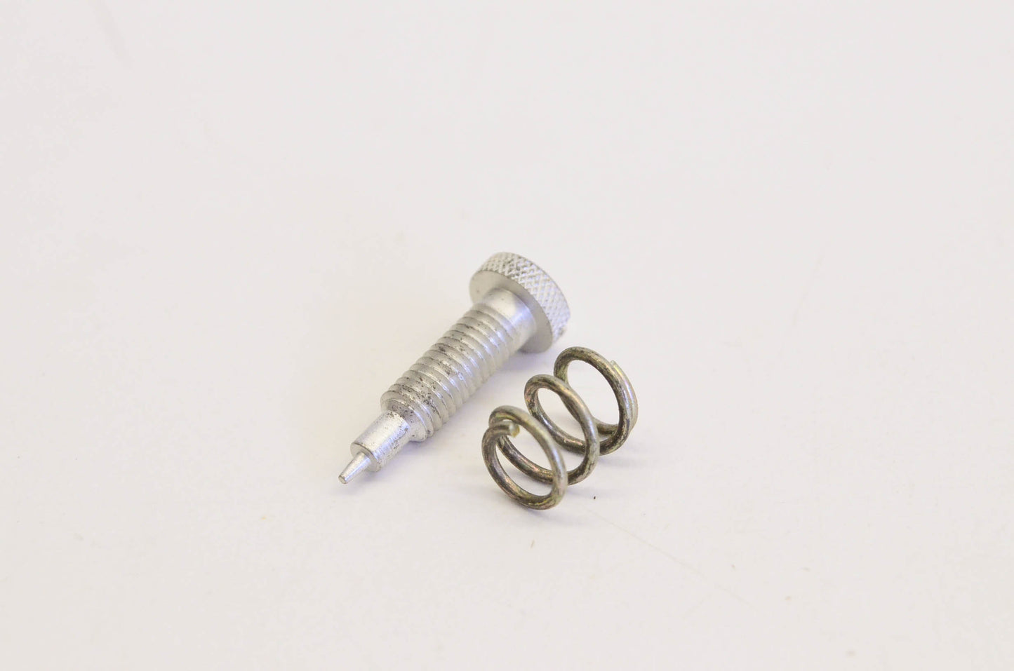 New OEM Briggs & Stratton 292681 Idle Adjusting Valve NOS