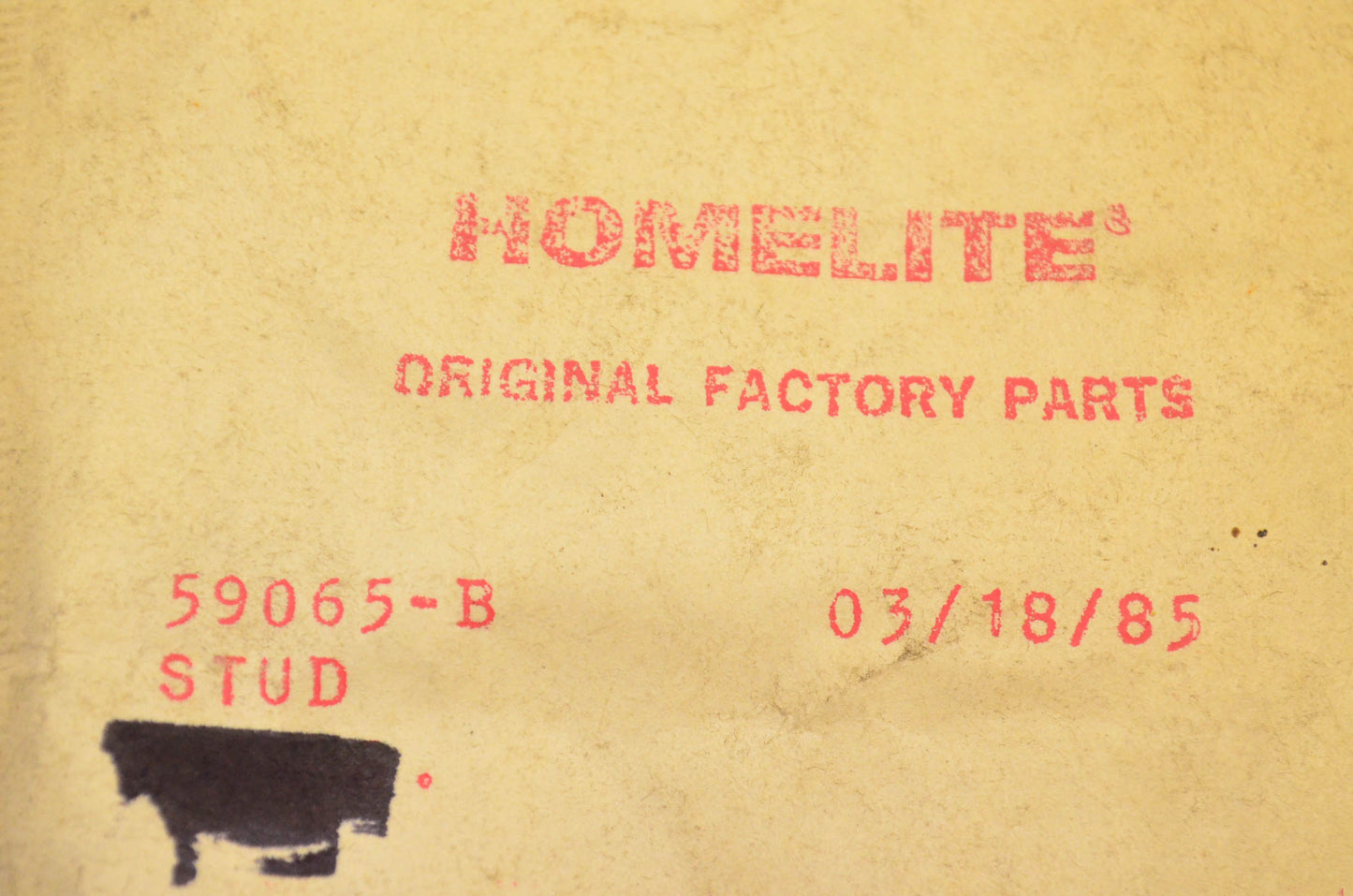 Homelite 59065-B, 59065B Muffler Stud NOS