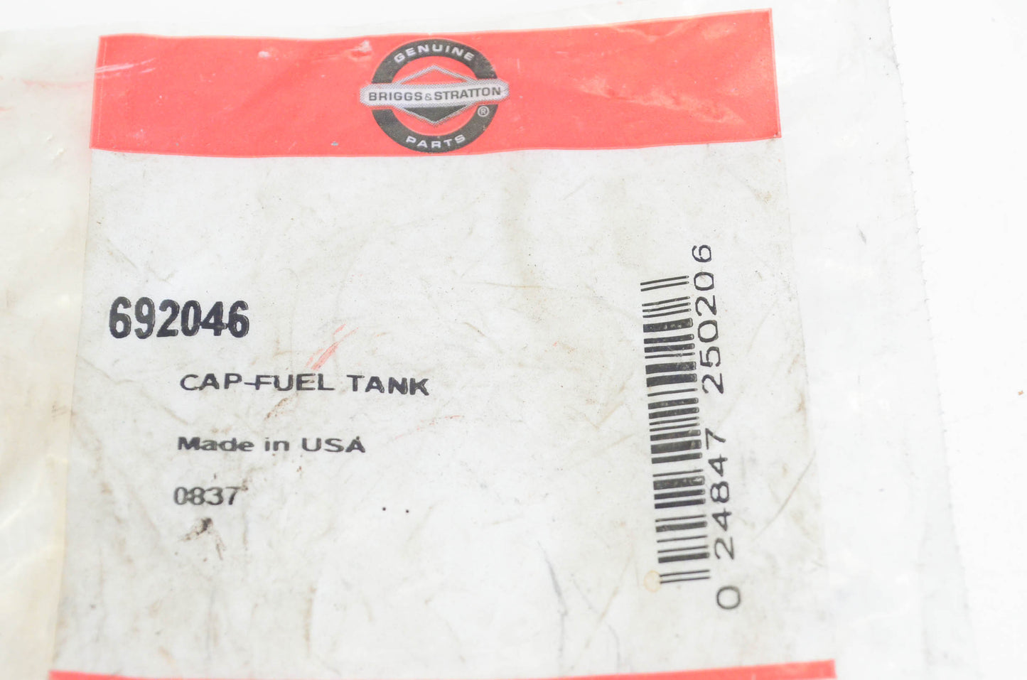 New OEM Briggs & Stratton 692046 Fuel Cap NOS