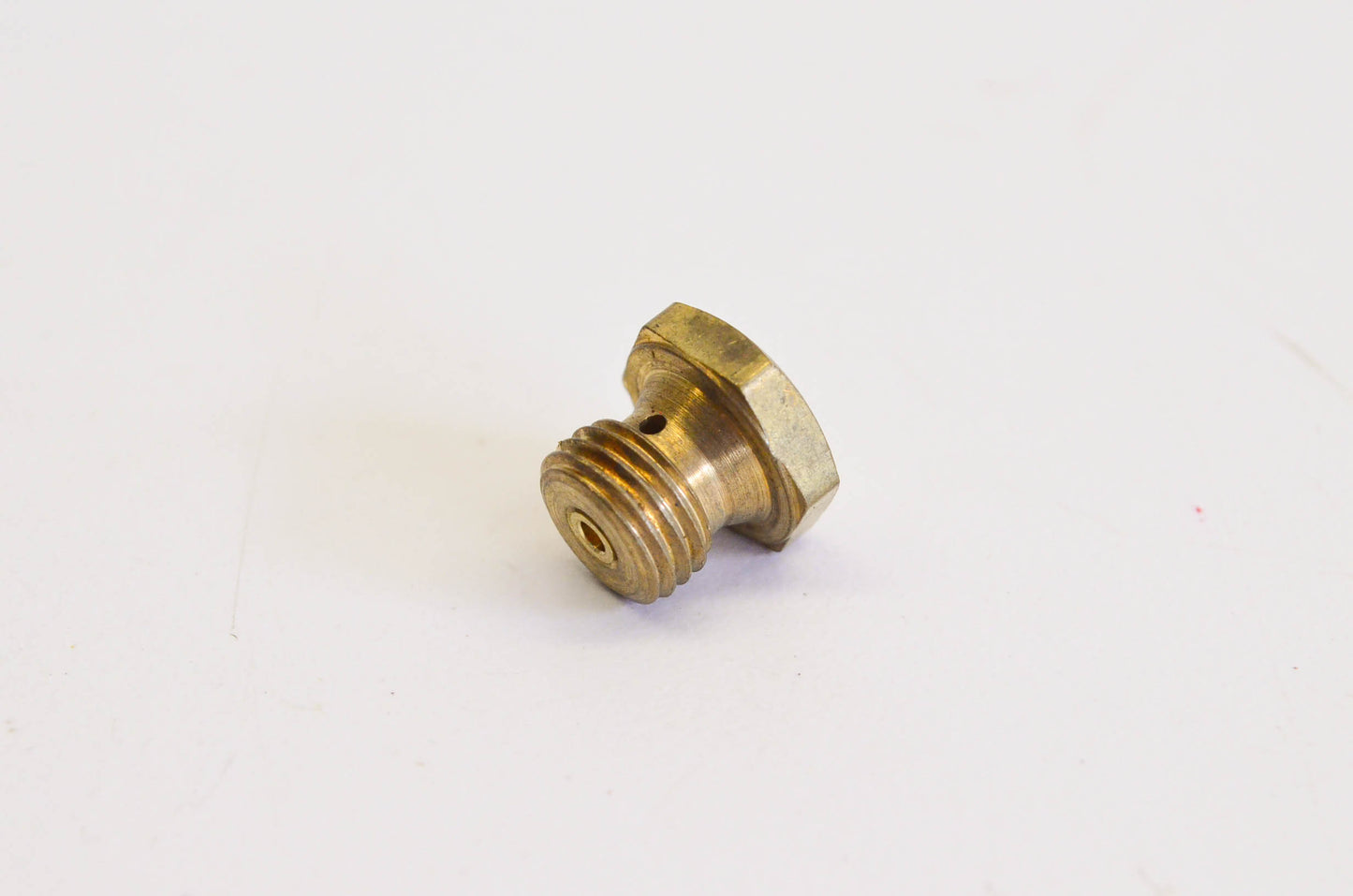 New OEM Briggs & Stratton 692677 Main Jet NOS