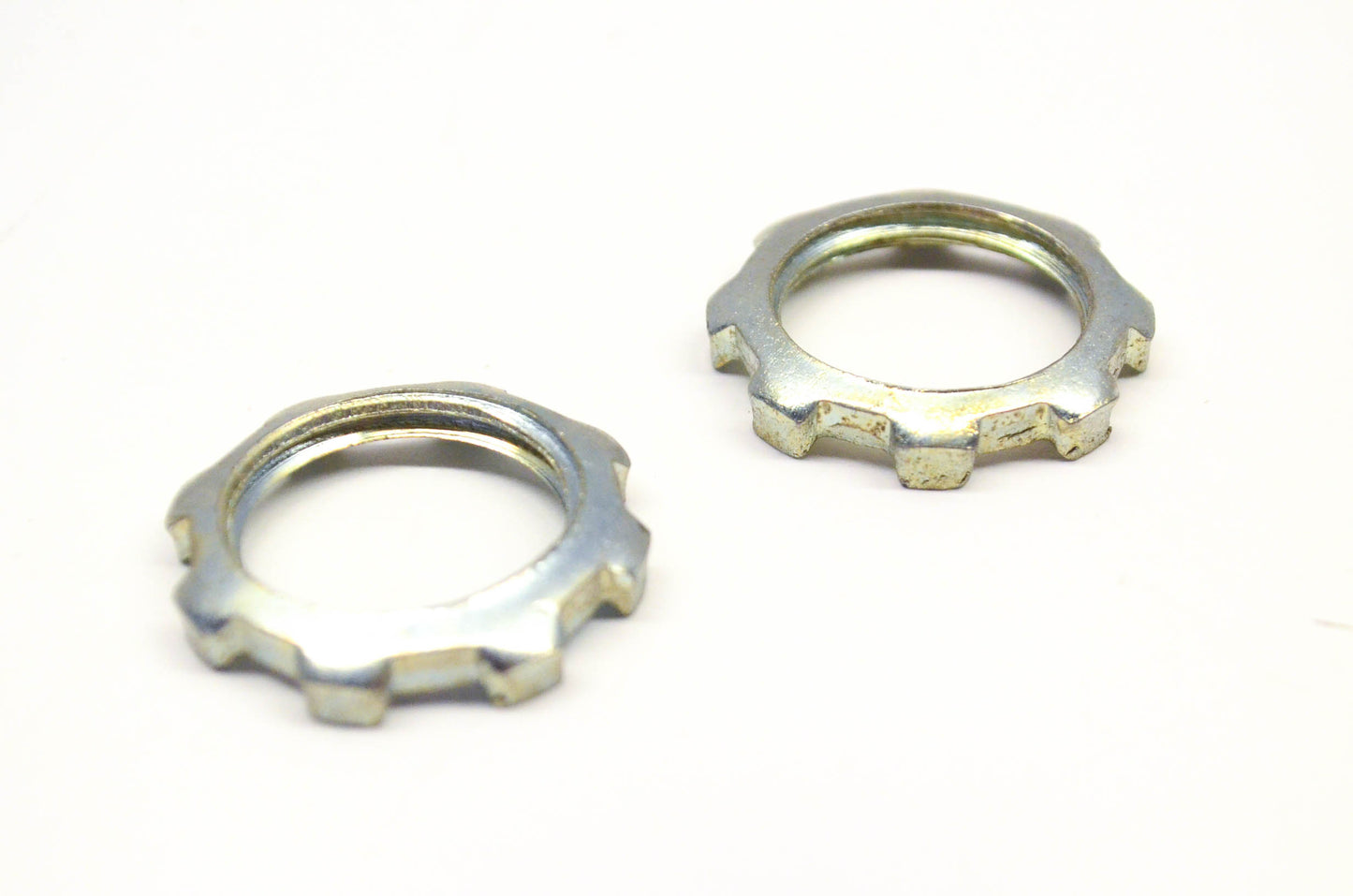 New OEM Briggs & Stratton 91811 Lock Nut Qty 2 NOS