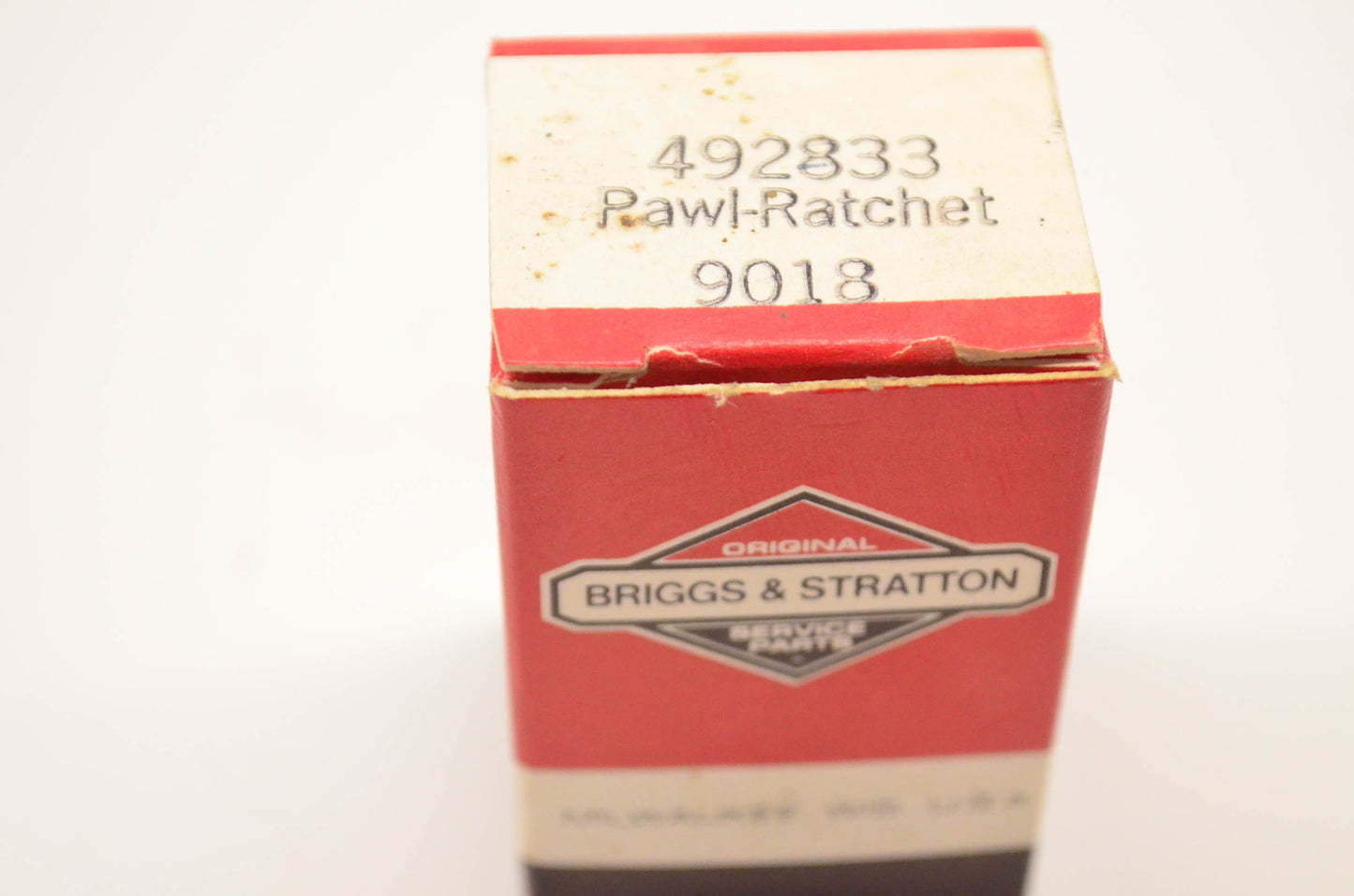 New OEM Briggs & Stratton 492833 Ratchet Pawl NOS
