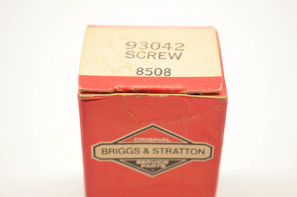New OEM Briggs & Stratton 93042 Screw Qty 2 NOS
