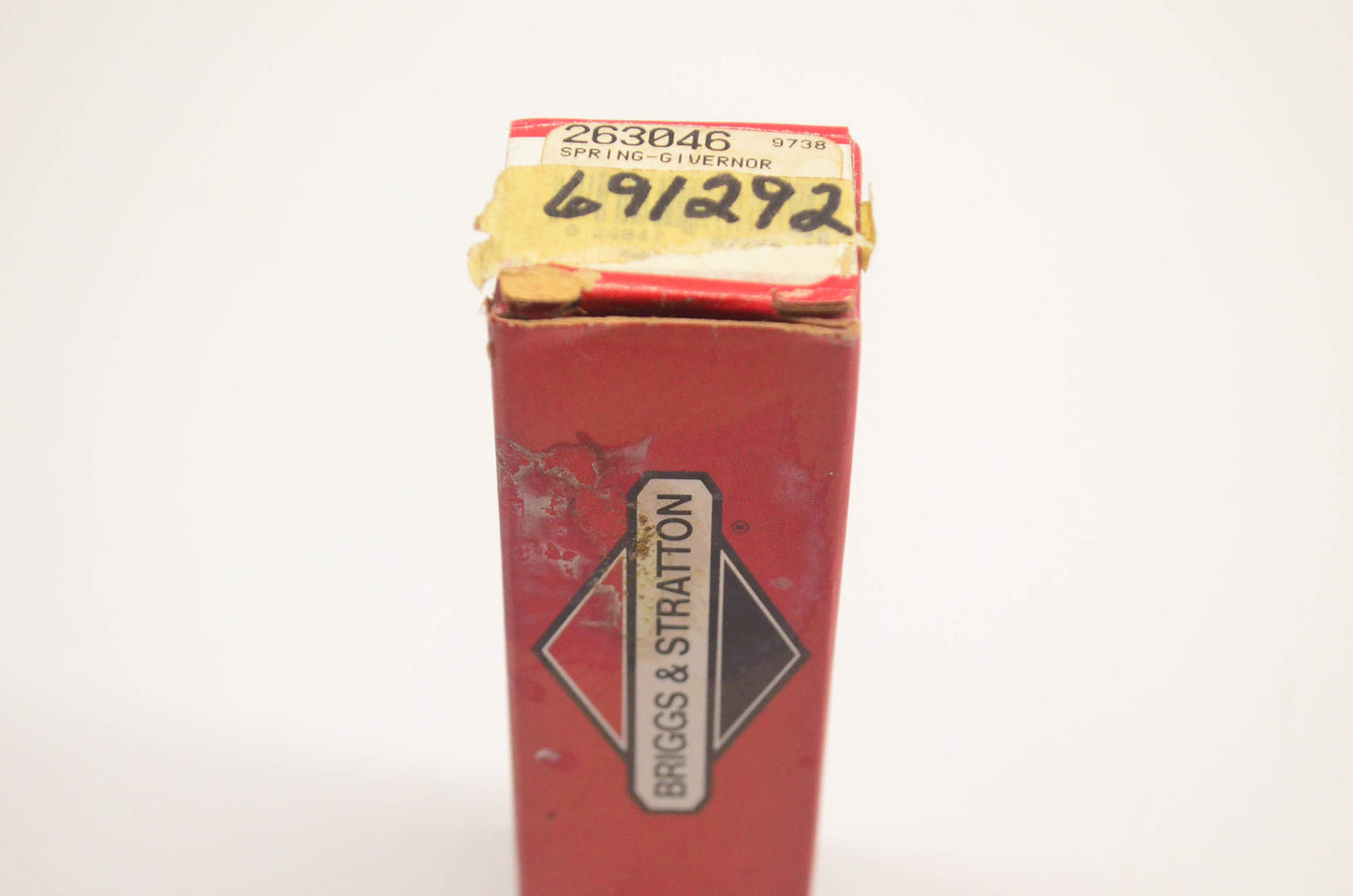New OEM Briggs & Stratton 263046 Governor Spring NOS