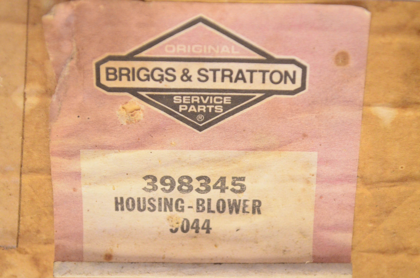 New OEM Briggs & Stratton 398345 Blower Housing NOS