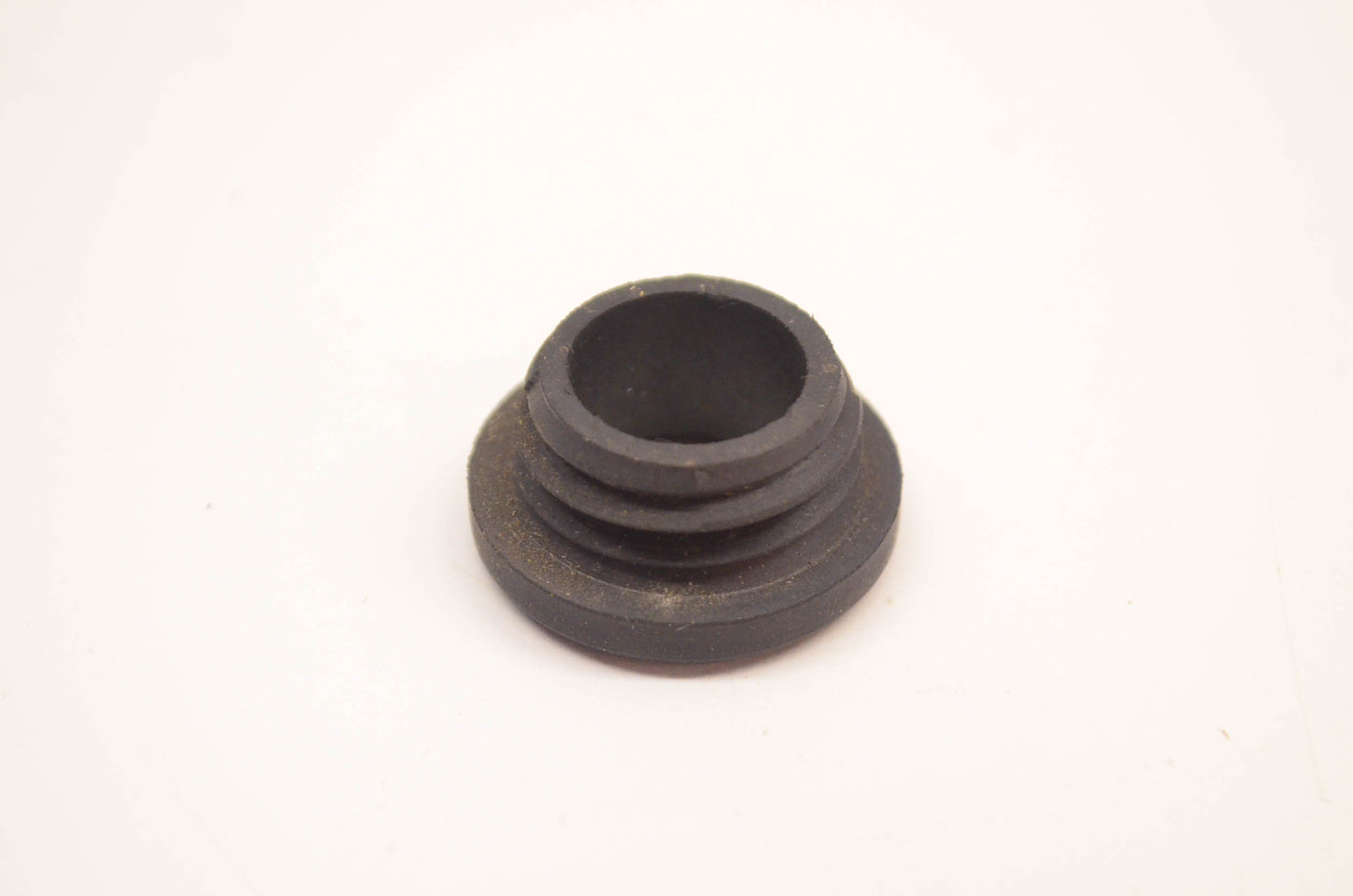 OEM Briggs & Stratton 68838, 281370A Dipstick Tube Oil Seal NOS