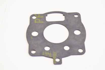 New OEM Briggs & Stratton 692215 Carburetor Body Gasket NOS
