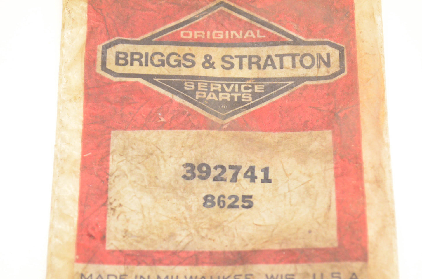 New OEM Briggs & Stratton 392741 Oil Seal Qty 2 NOS