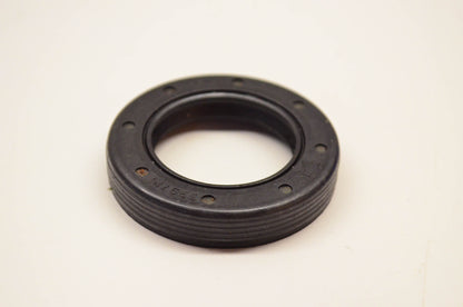 New OEM Briggs & Stratton 399781 Oil Seal NOS