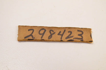 New OEM Briggs & Stratton 298423 Oil Seal NOS