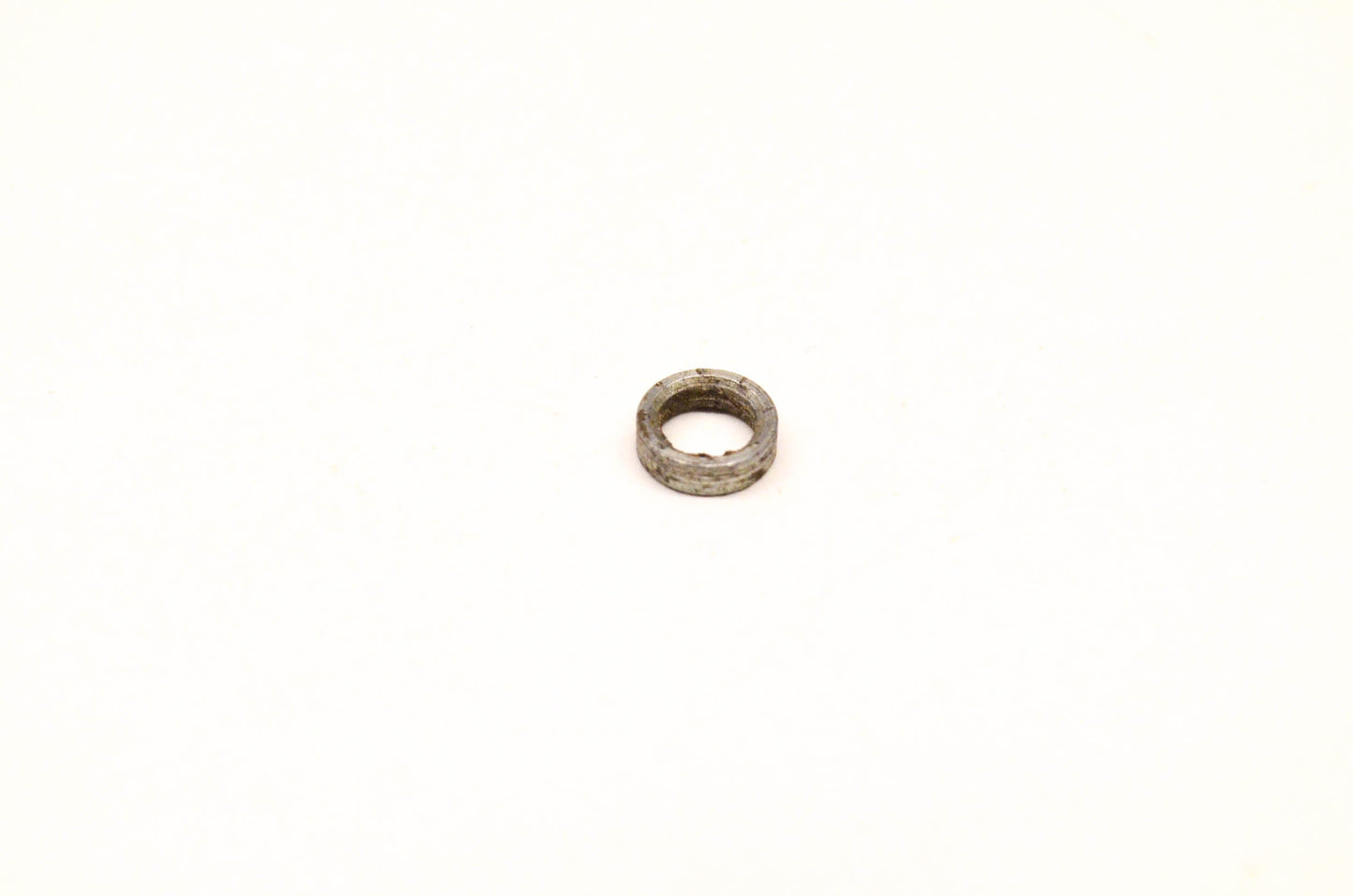 New OEM Briggs & Stratton 231325 Lever Spacer NOS