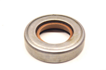 New OEM Briggs & Stratton 99175 Oil Seal NOS