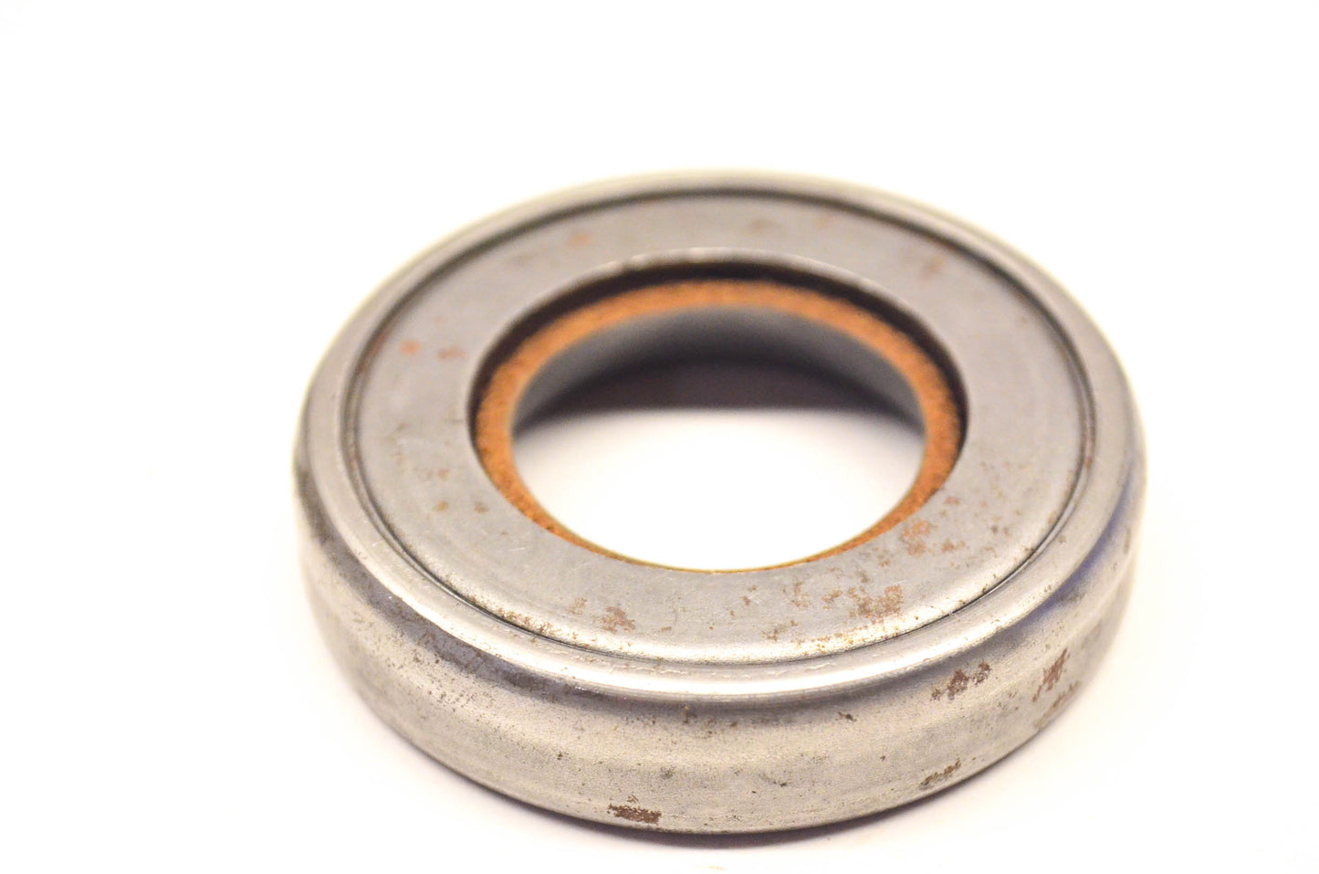 New OEM Briggs & Stratton 69740 Oil Seal NOS