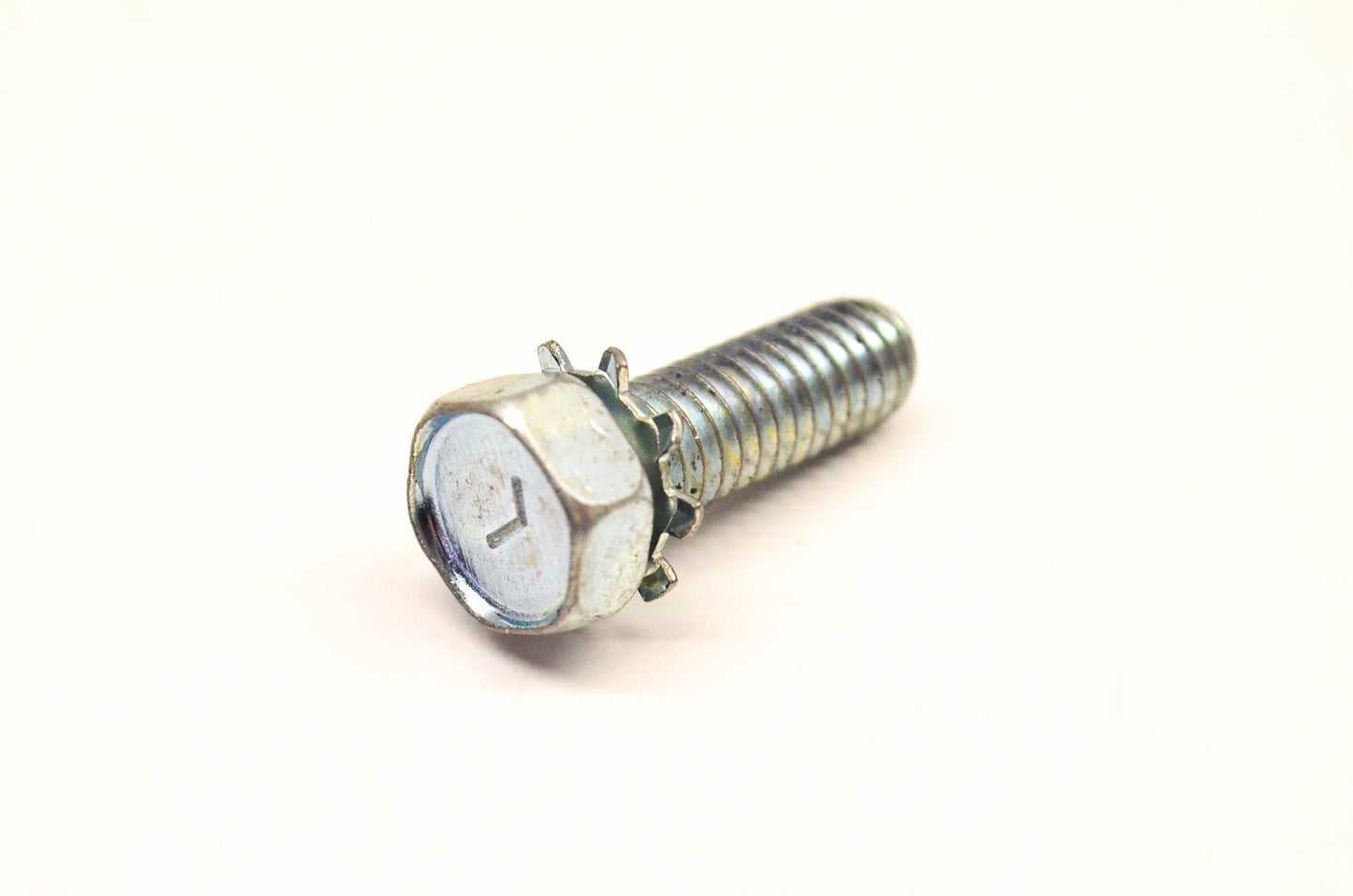 MTD 910-0322 Screw NOS