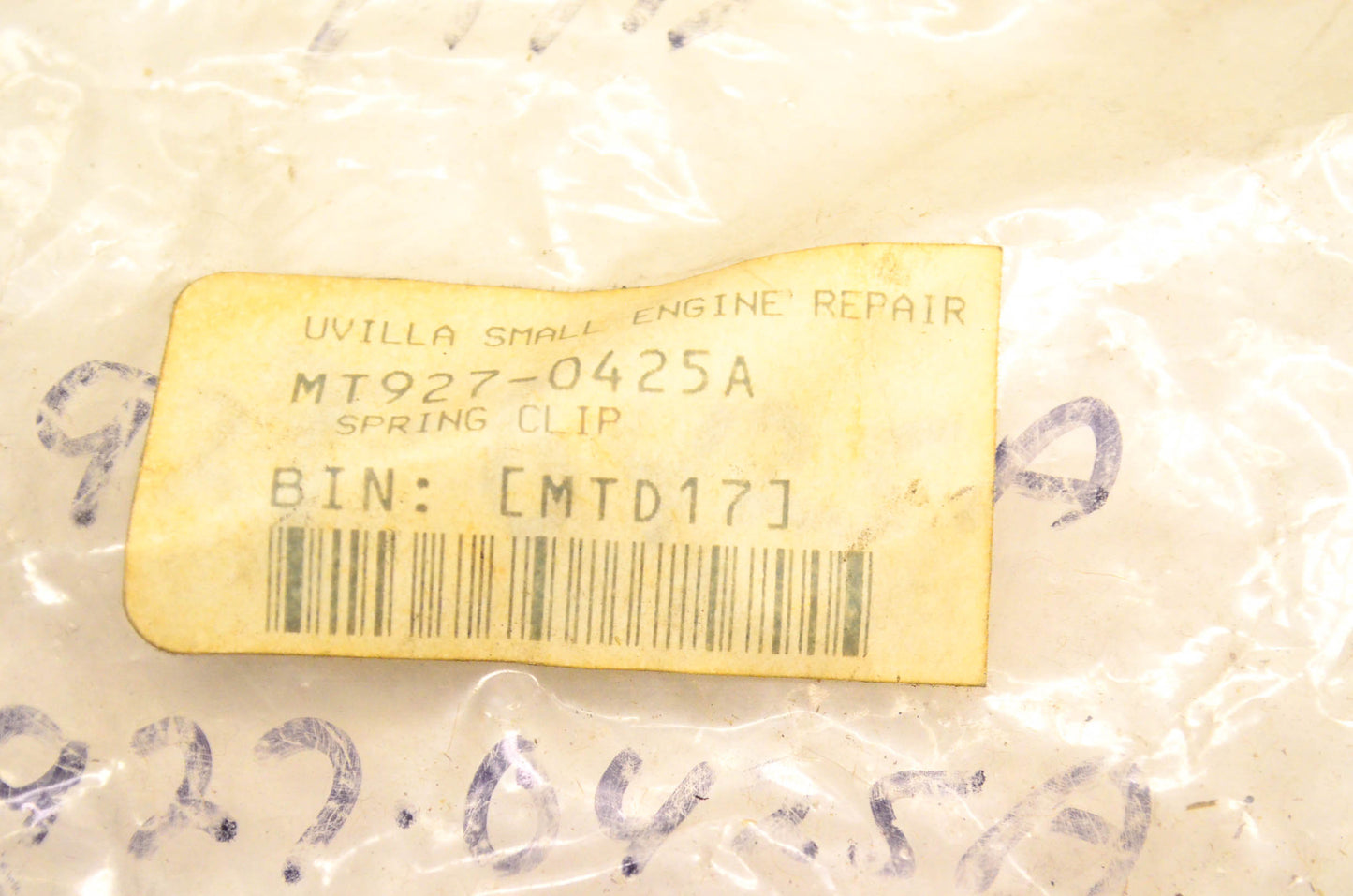 MTD 927-0425A Fender Clip NOS