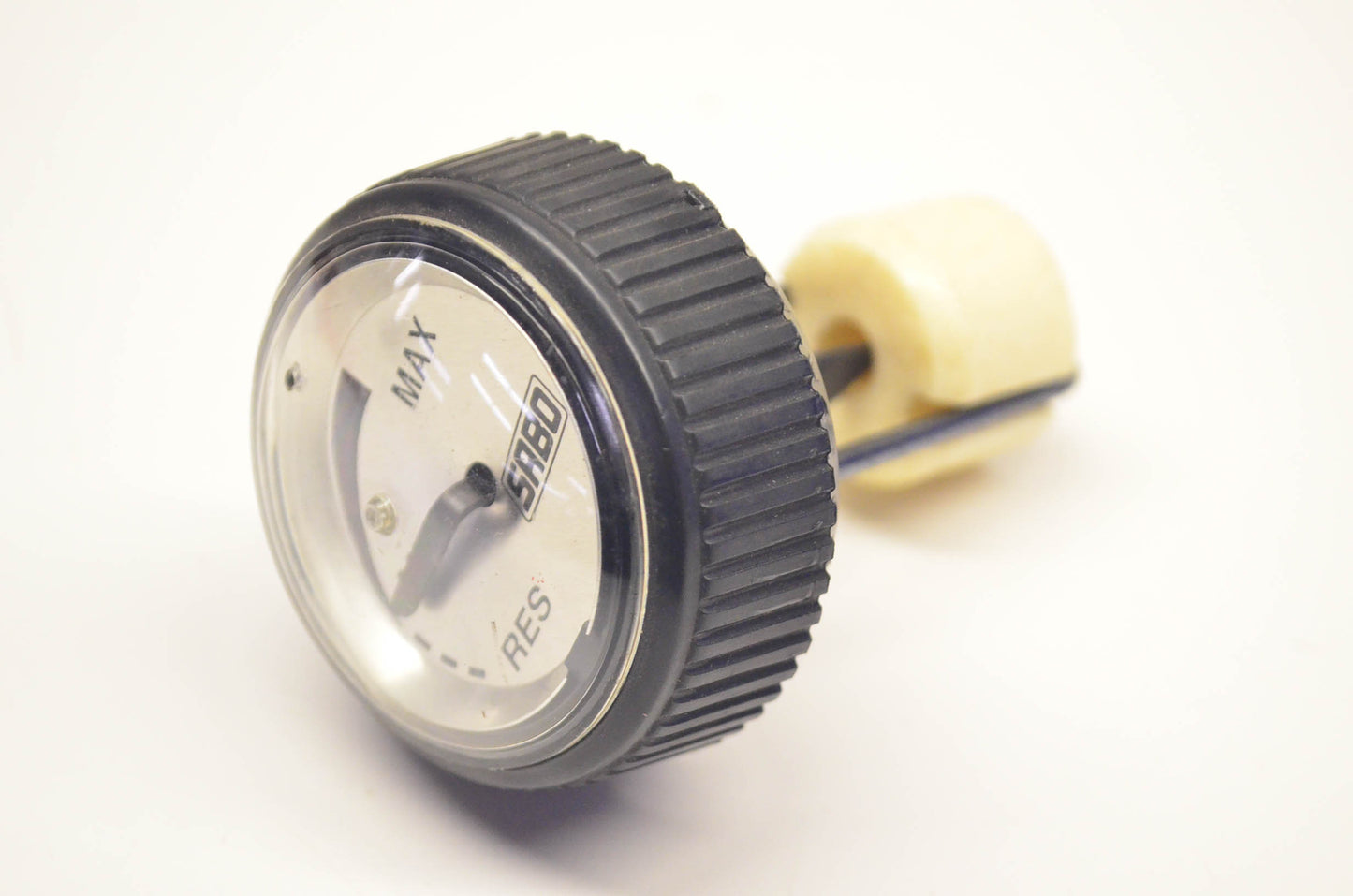 New OEM Briggs & Stratton 494277 Fuel Cap with Gauge NOS