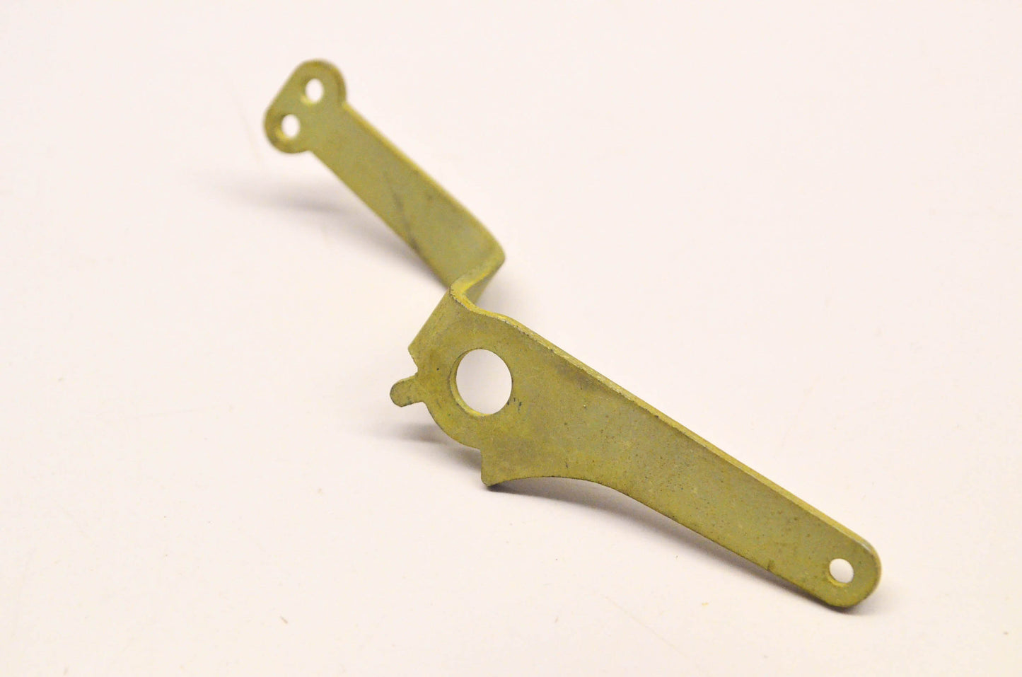New OEM Briggs & Stratton 220542 Governor Control Lever NOS