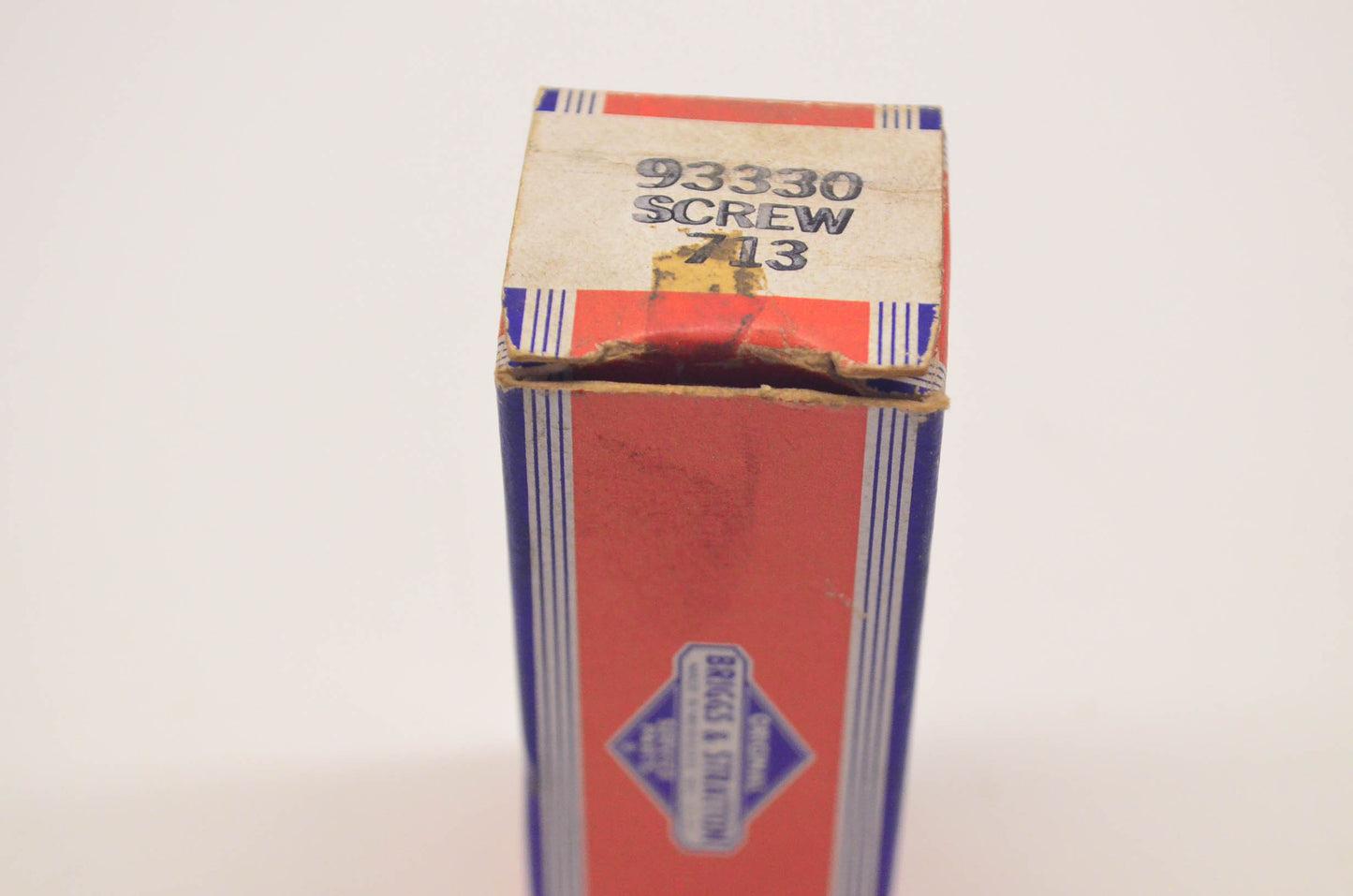 New OEM Briggs & Stratton 93330 Screw NOS