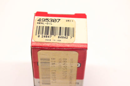 New OEM Briggs & Stratton 495307 Oil Seal NOS