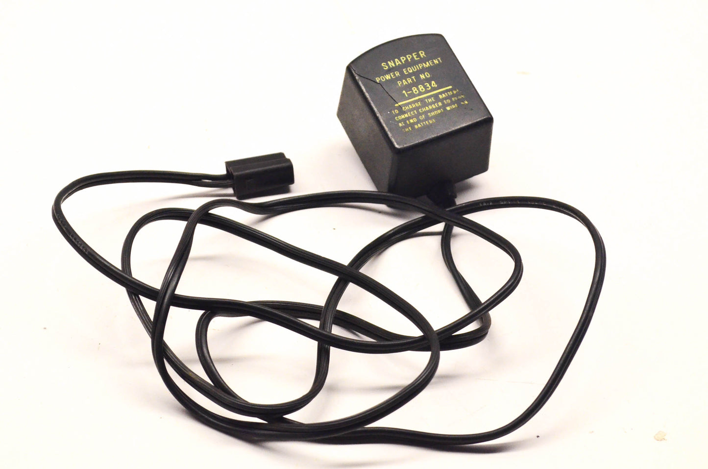 Snapper 1-8834 Battery Charger NOS