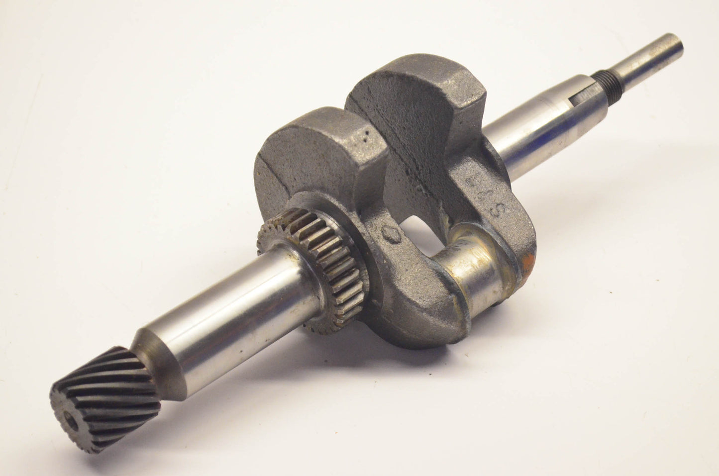 Briggs & Stratton 271379, 271379 L Crankshaft NOS